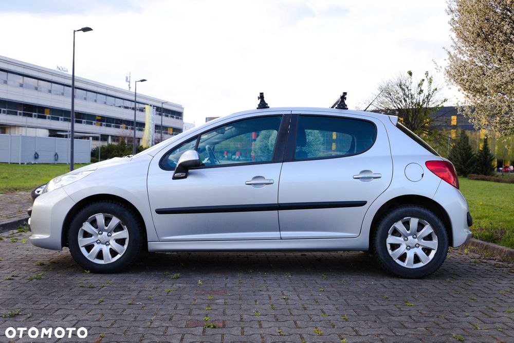 Peugeot 207 - 5