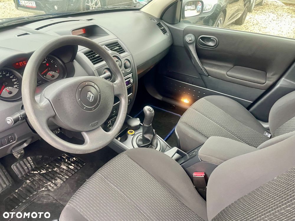 Renault Megane 1.6 RXE 16V - 4