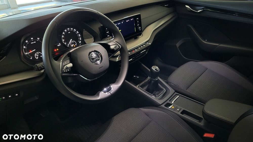 Skoda Octavia - 10