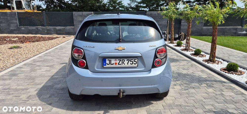 Chevrolet Aveo 1.6 LTZ - 10