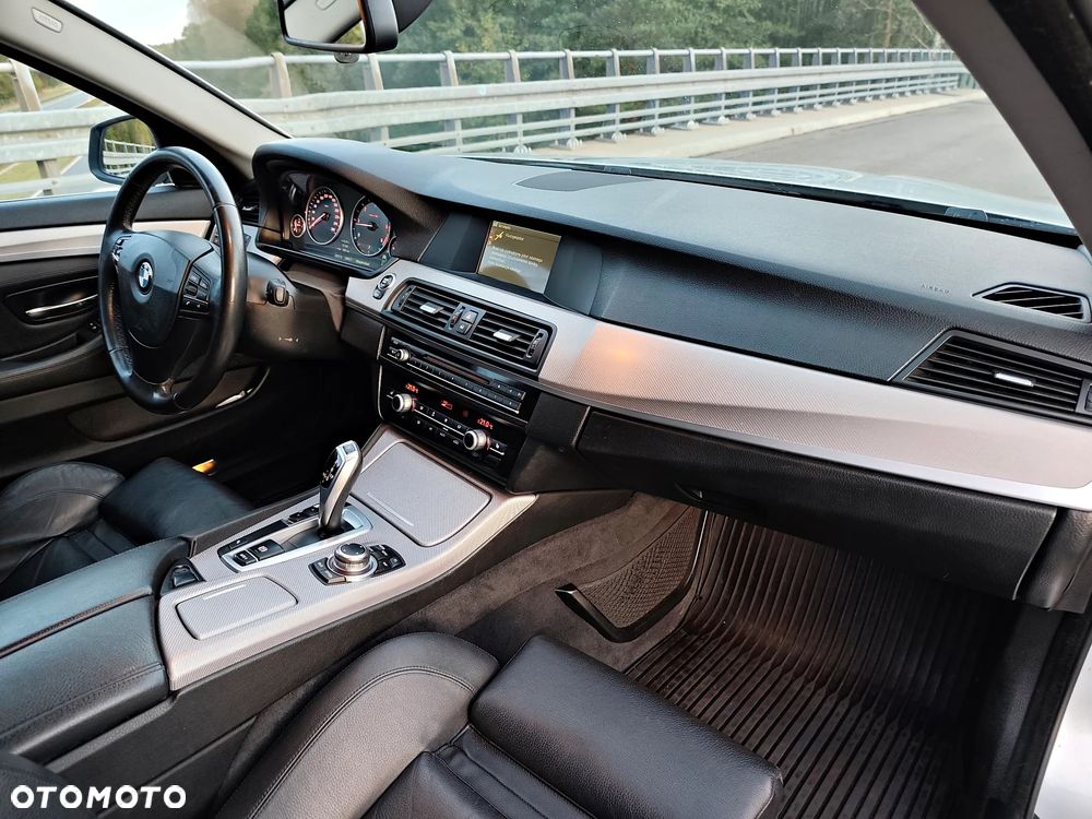 BMW Seria 5 520d Luxury Line - 19