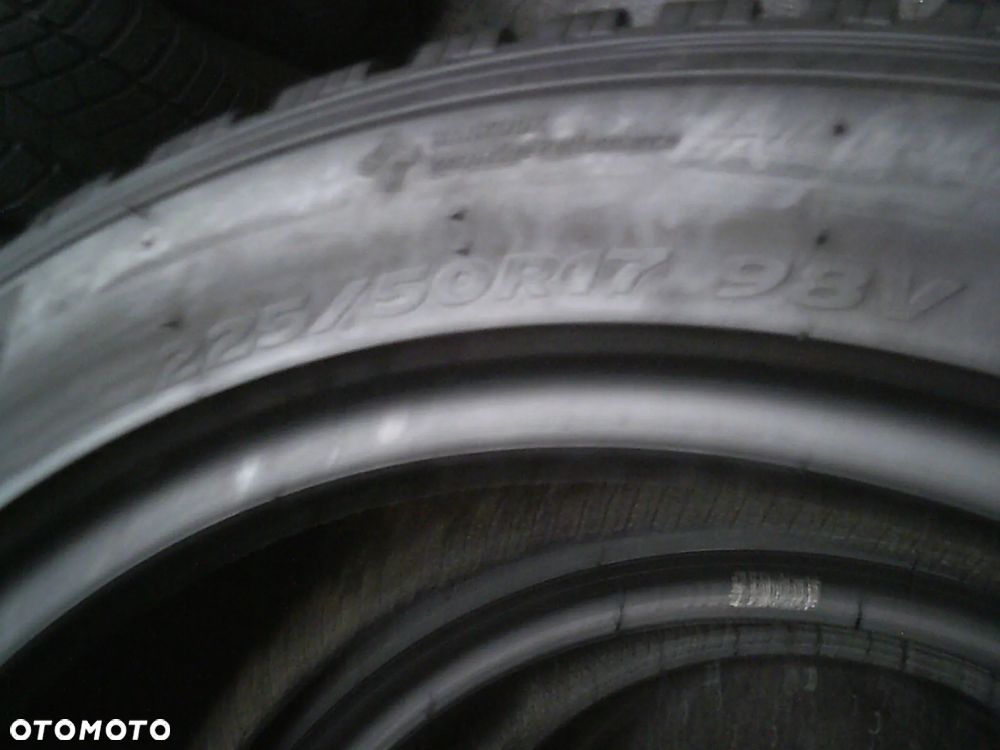 HANKOOK Winter I'Cept RS3 W462 225/50R17 6,9mm 2023 - 3