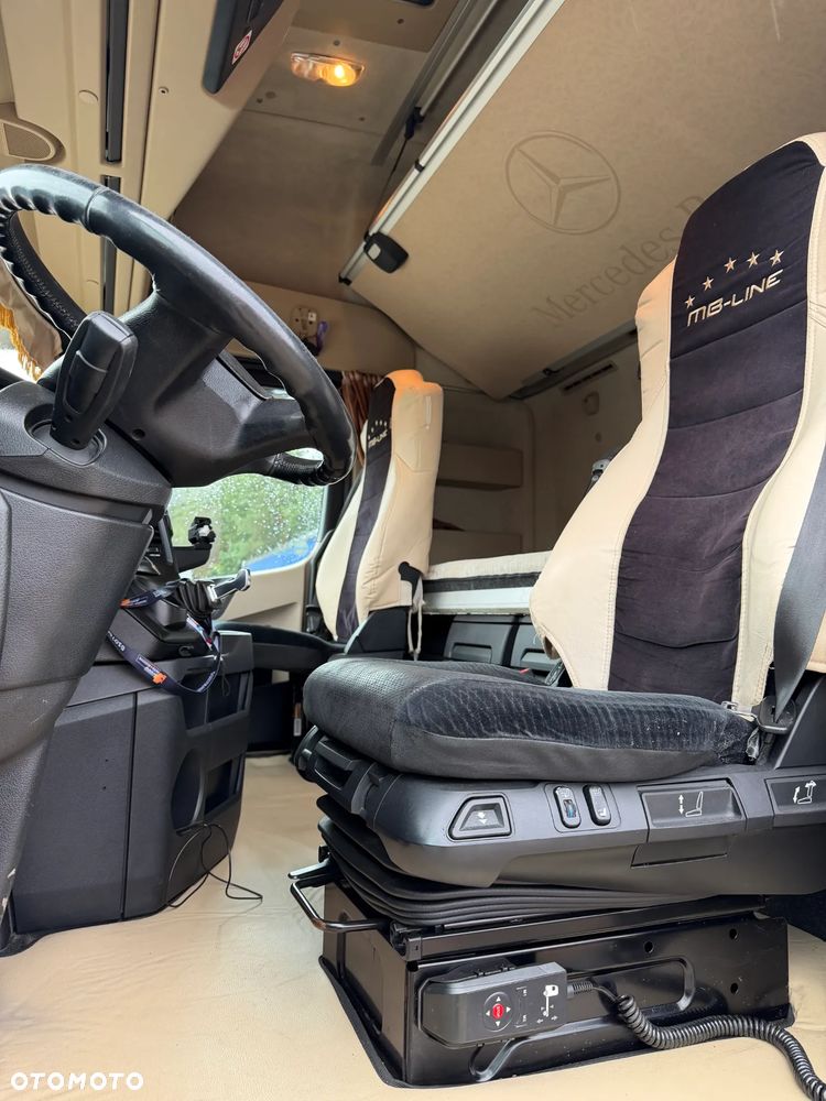 Mercedes-Benz ACTROS 1845 / EURO 5 / GIGA SPACE / TACHOGRAF NOWEJ GENERACJI / REJESTRACJA 2013 ROK / BARDZO ŁADNY STAN / BEZ RETARDERA / BLUETEC 5 / KSENONY !! - 25