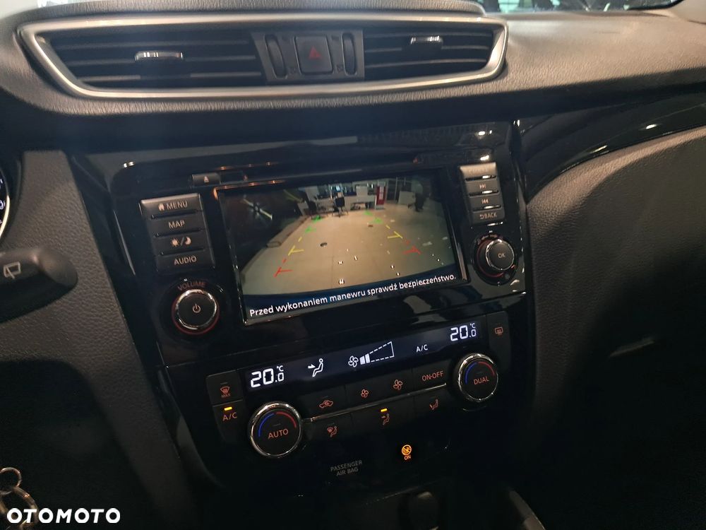Nissan Qashqai 1.3 DIG-T N-Connecta EU6d - 12