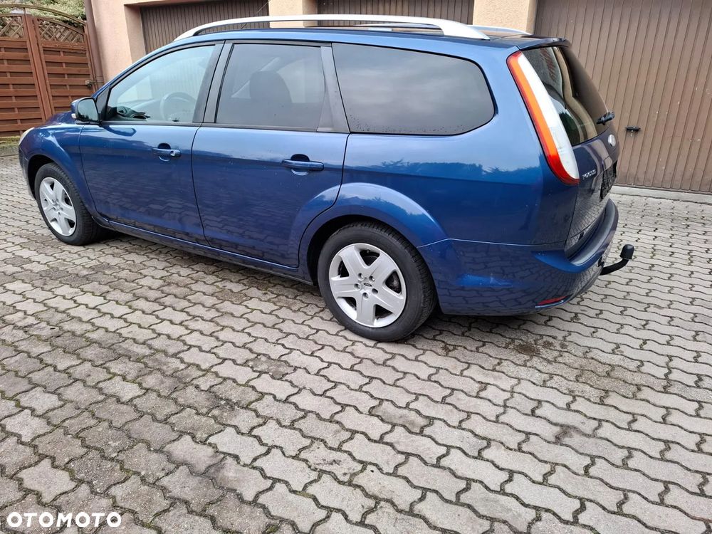 Ford Focus 1.6 16V Titanium - 24