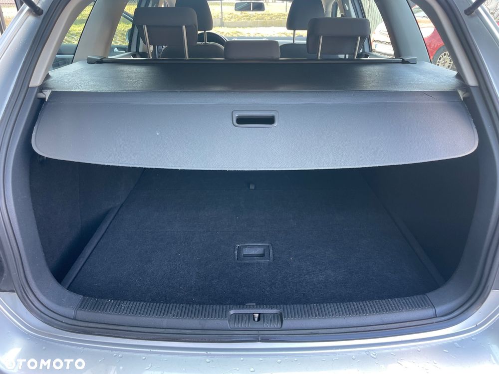 Volkswagen Golf Variant 1.9 TDI DPF Comfortline - 11