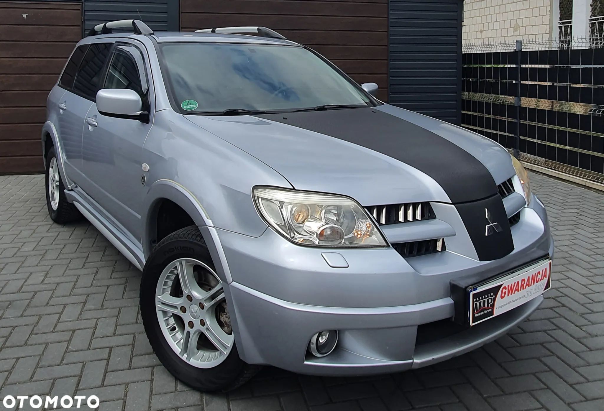 Mitsubishi Outlander 2.4 Dakar - 1