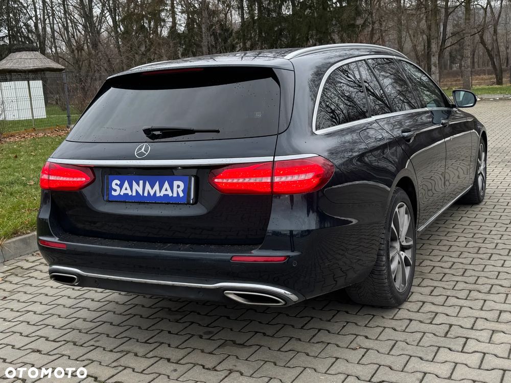 Mercedes-Benz Klasa E 200 4Matic 9G-TRONIC - 5