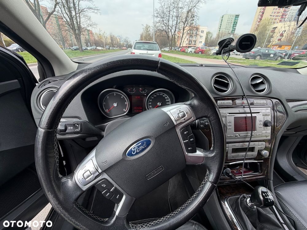 Ford Mondeo 1.8 TDCi Ghia - 7