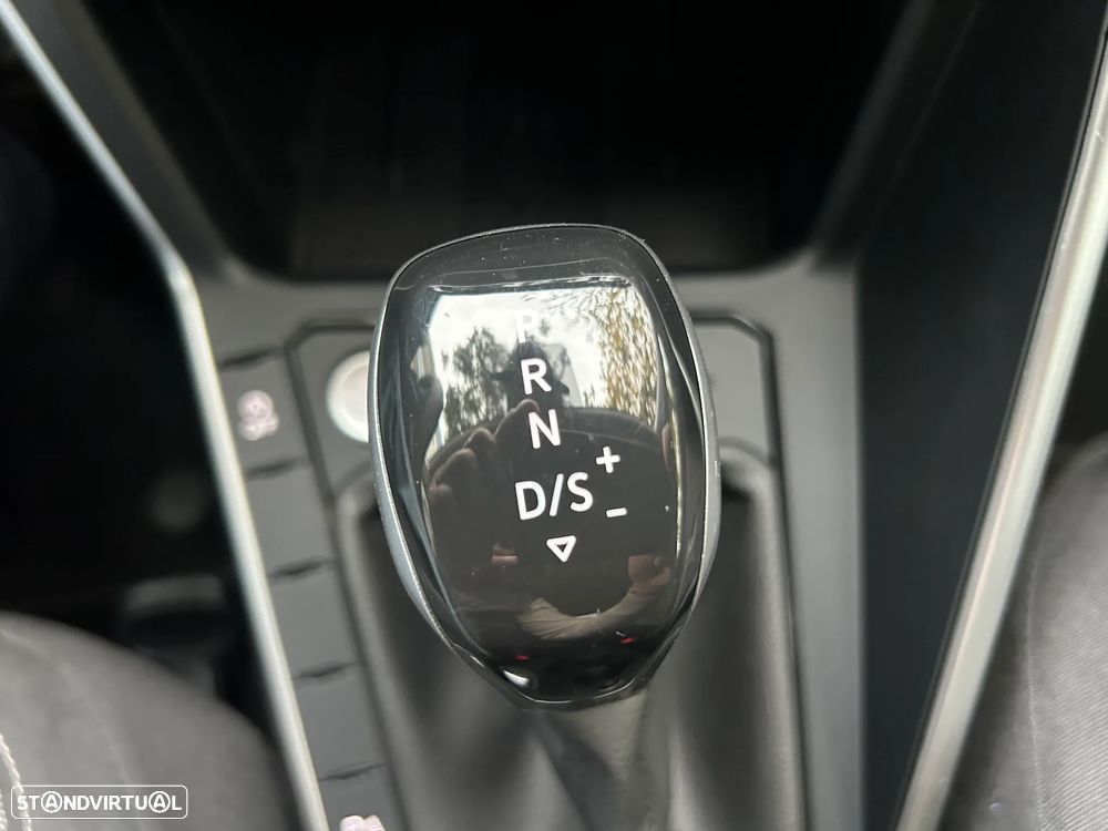 VW Taigo 1.0 TSI Urban DSG - 24