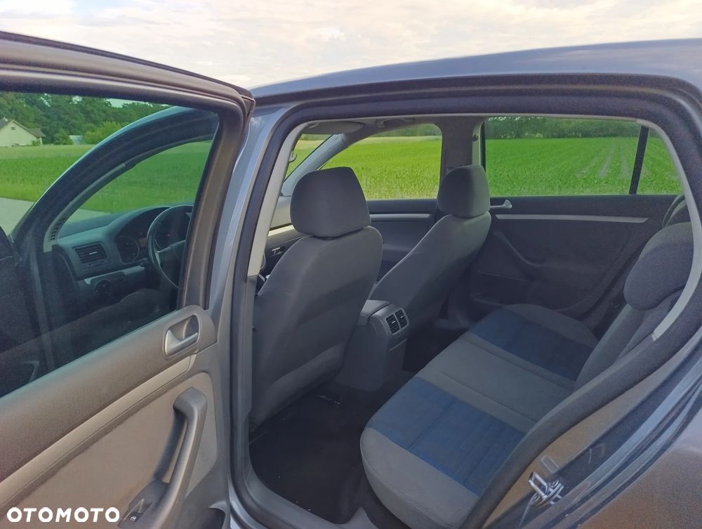 Volkswagen Golf 1.6 Tour - 11