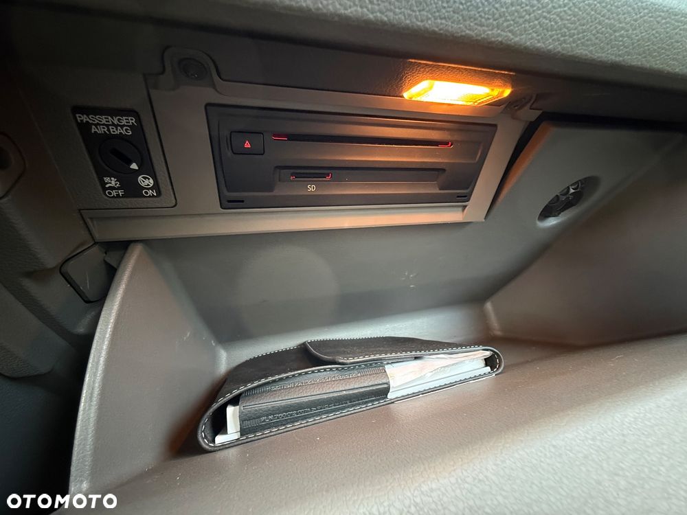 Volkswagen Crafter - 12