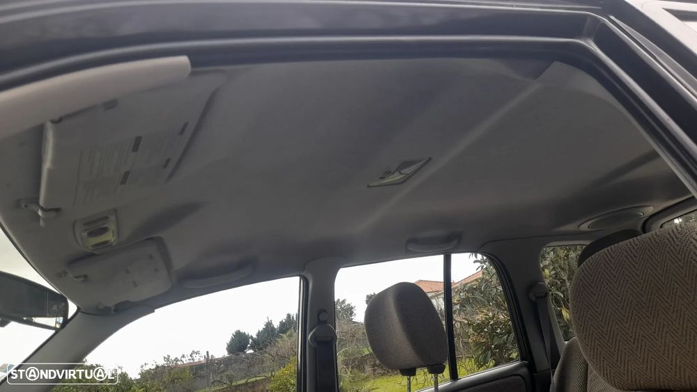 Suzuki Grand Vitara Metal Top 2.0 L - 24