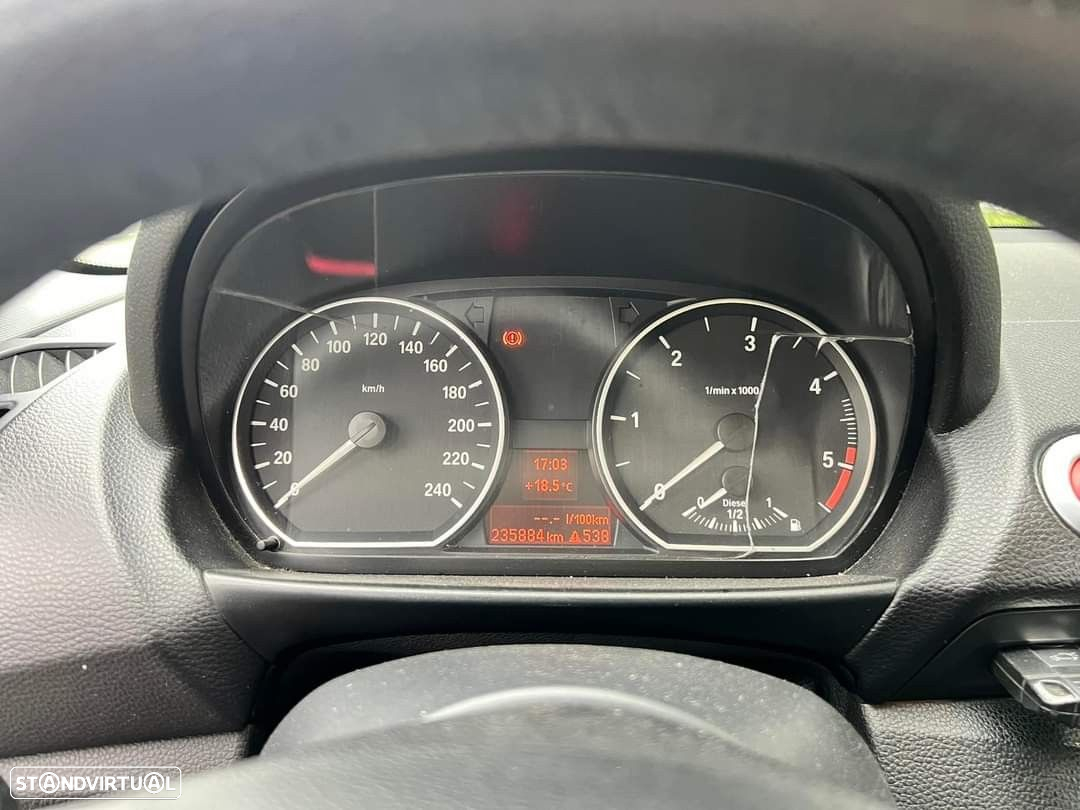 BMW 118 d - 19