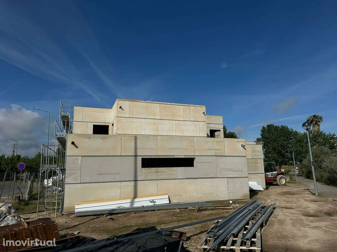 Moradia Geminada V3  c/ Garagem - NOVA - Alcains - 10 min de Castelo B - Grande imagem: 4/27