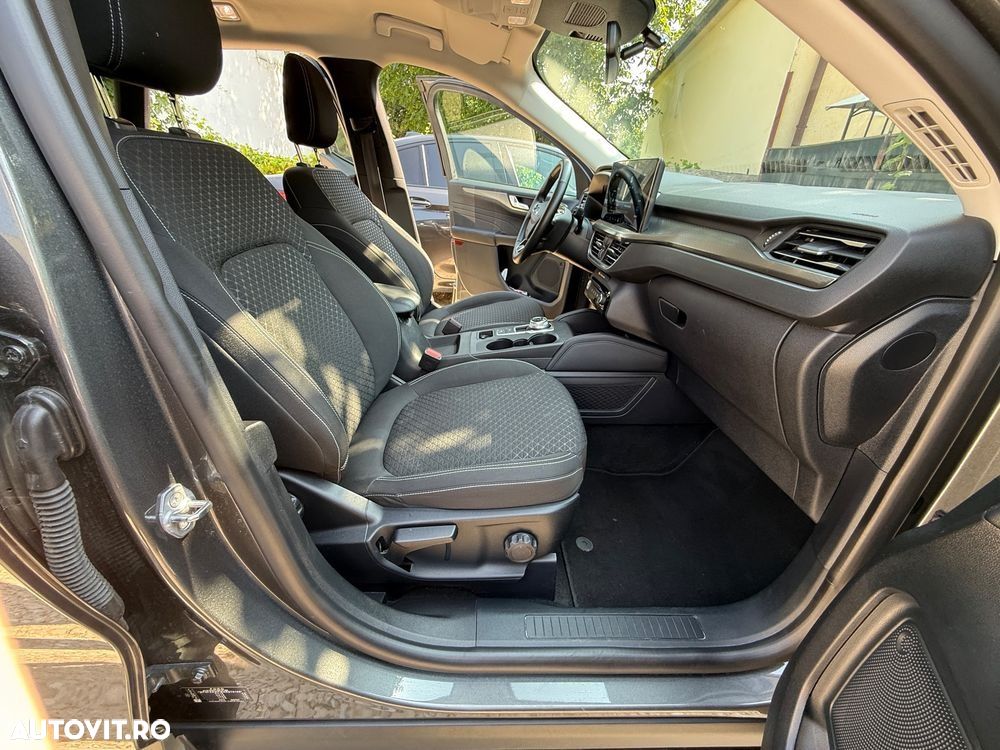 Ford Kuga 2.5 Duratec AWD FHEV Titanium - 24