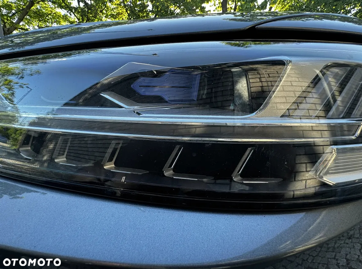 Audi A8 - 30