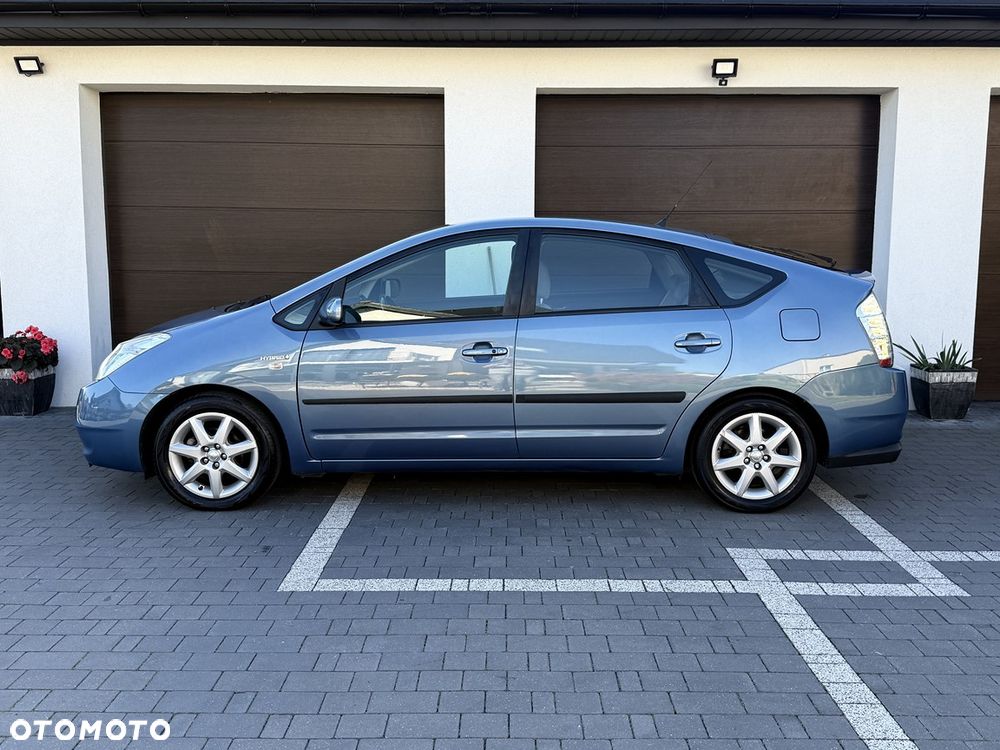 Toyota Prius 1.5 VVT-i Sol (nav) - 3
