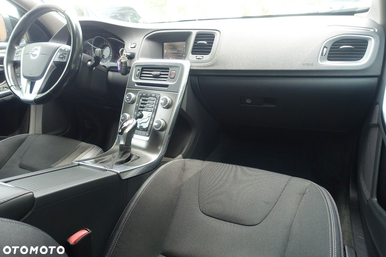 Volvo S60 - 16