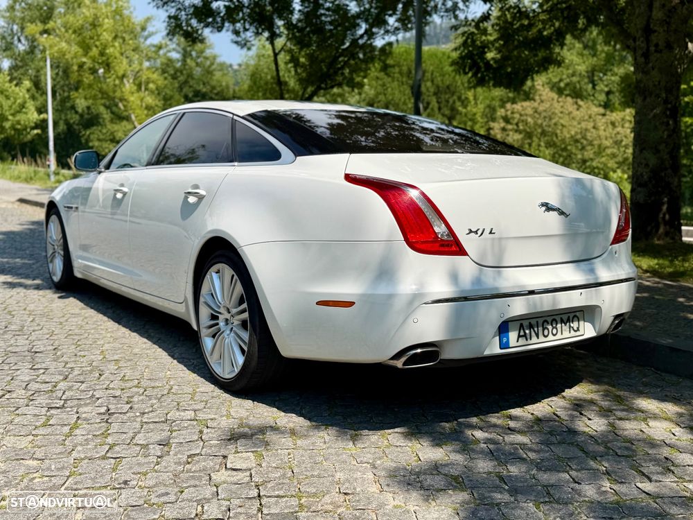 Jaguar XJ 3.0 V6 Versão Longa Autobiography - 13