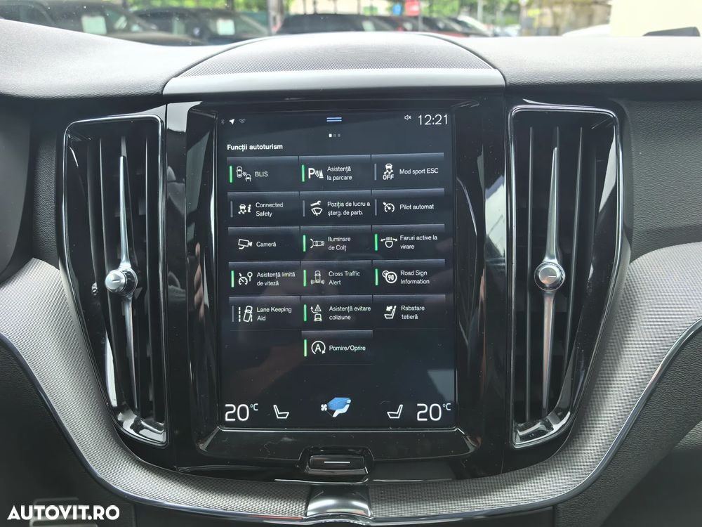 Volvo XC 60 D5 AWD R-Design - 17