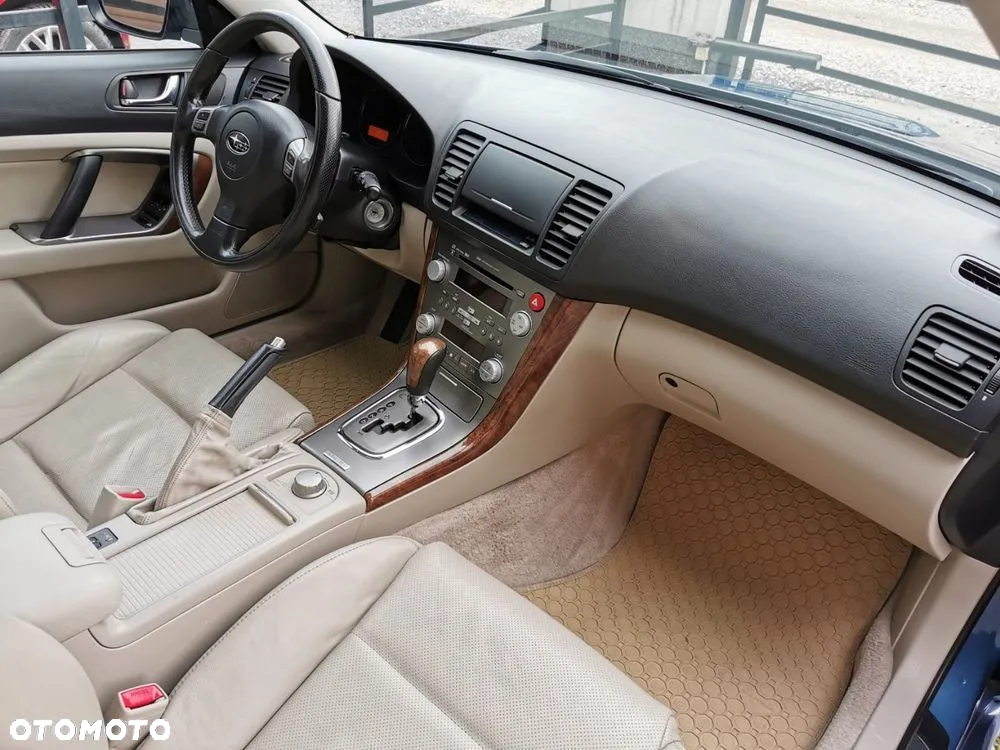 Subaru Legacy - 2