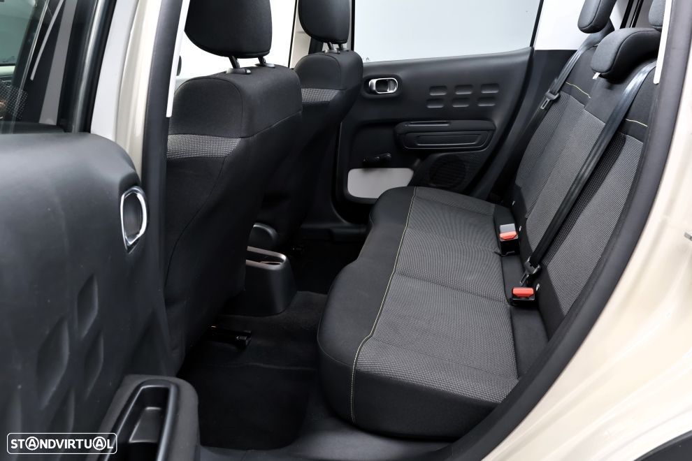 Citroën C3 1.2 PureTech Plus - 24