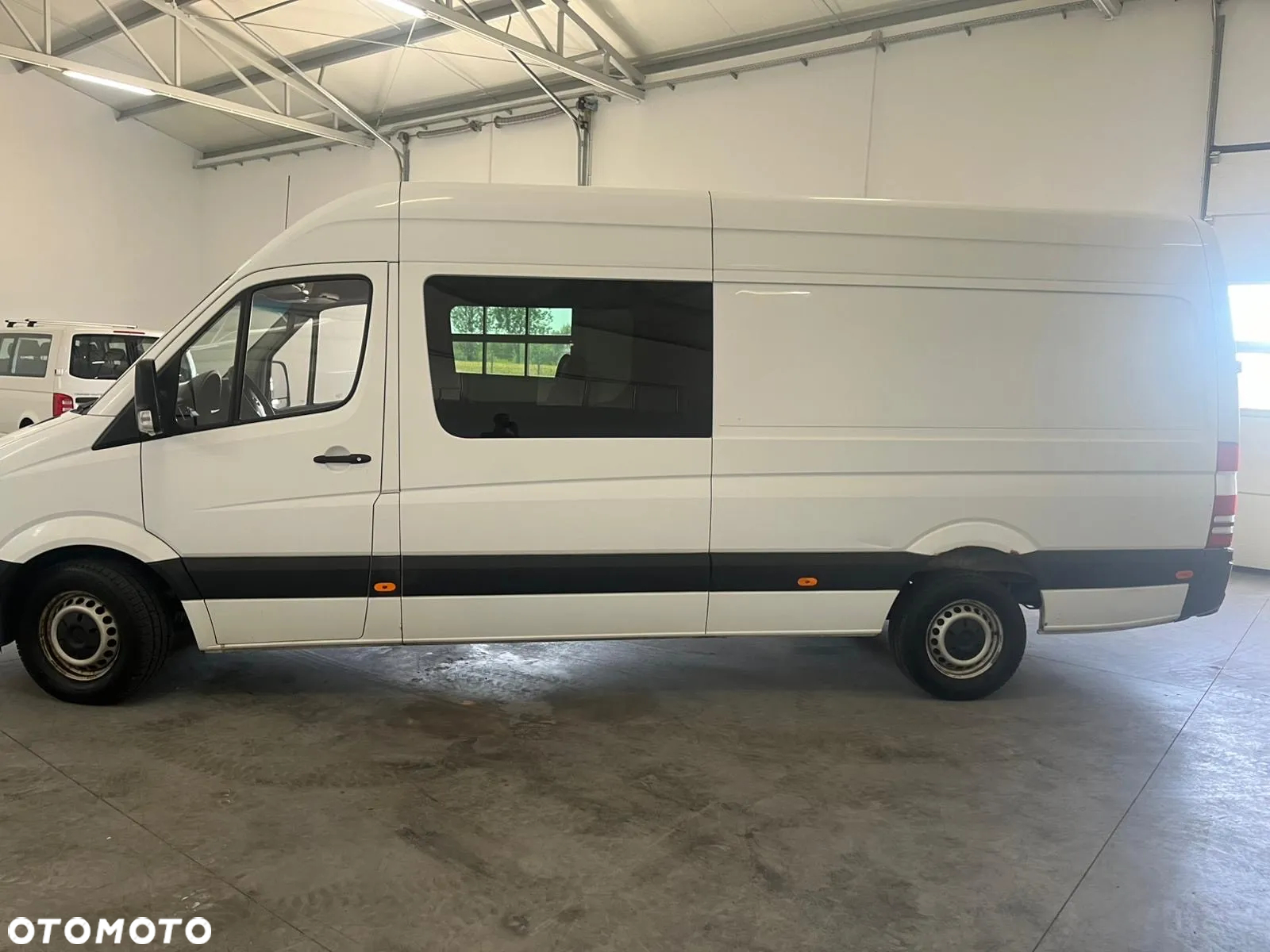 Mercedes-Benz SPRINTER - 4