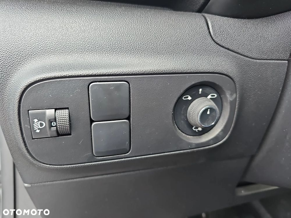 Citroën C3 1.2 PureTech Max - 22