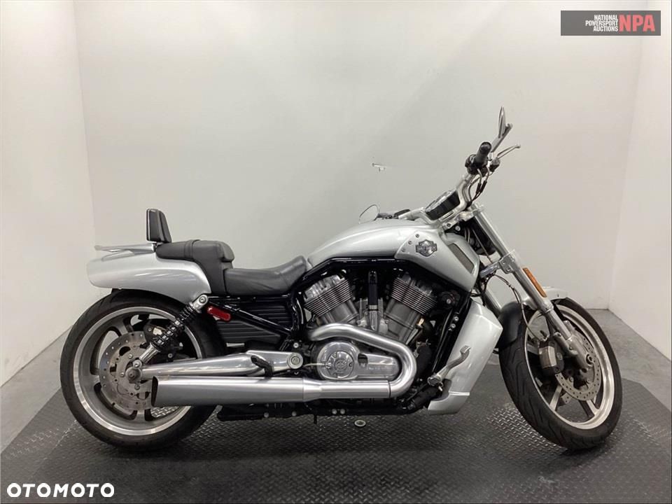 Harley-Davidson V-Rod Muscle - 4