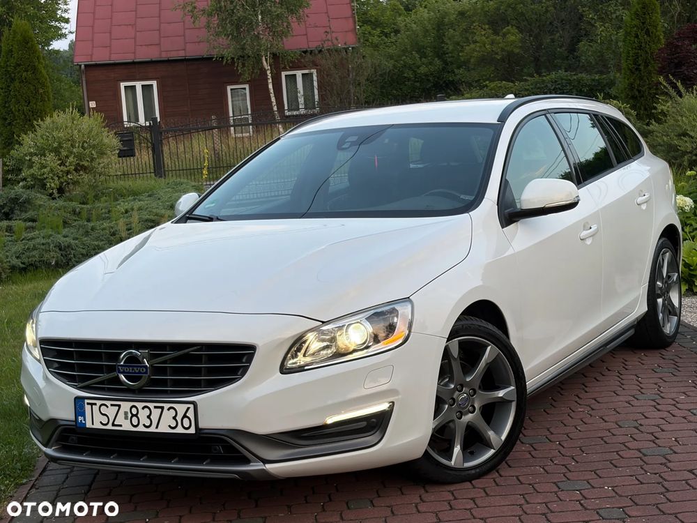 Volvo V60 D3 Momentum - 11