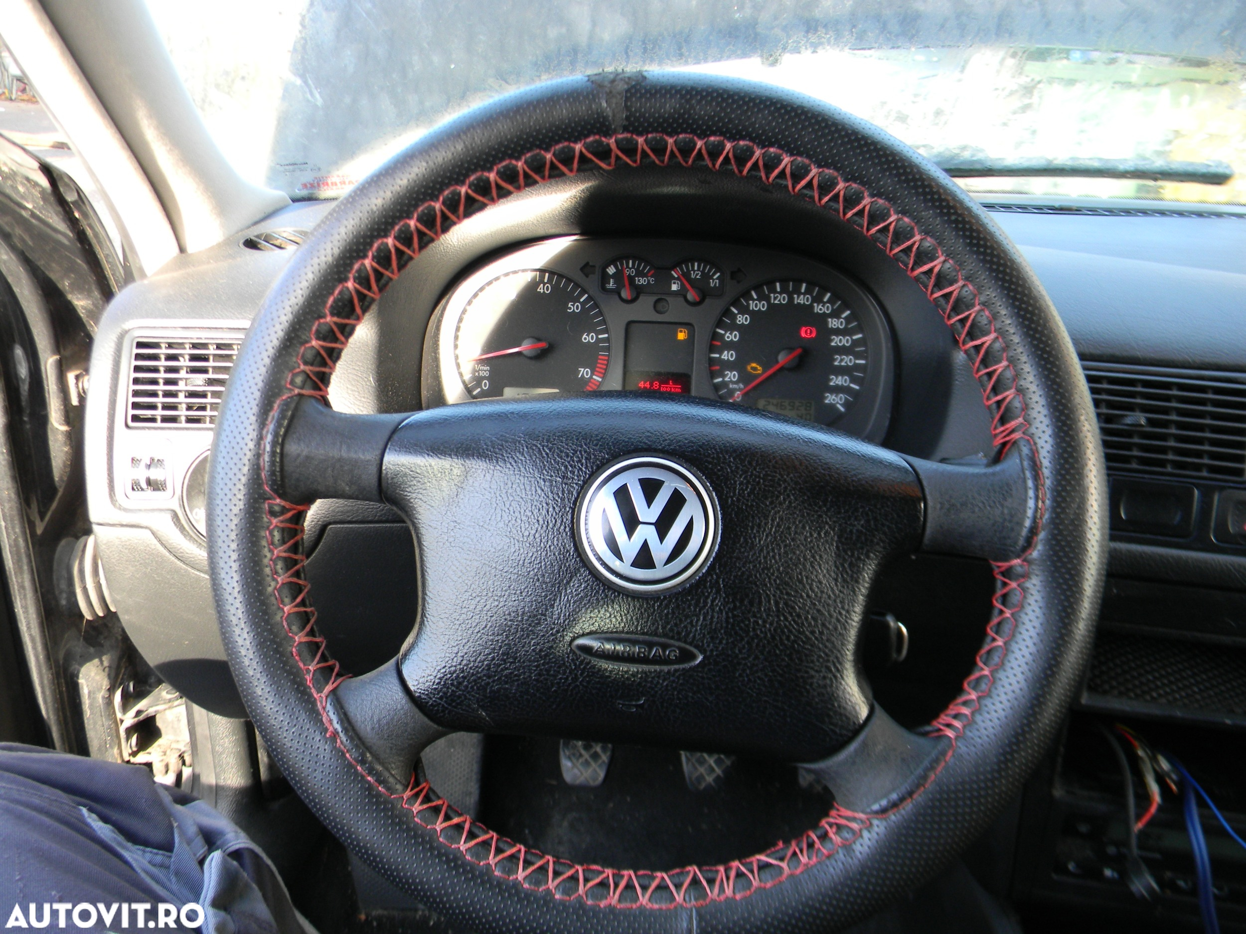 Dezmembrari  VW GOLF 4  1997  > 2006 1.6 16V Benzina - 11