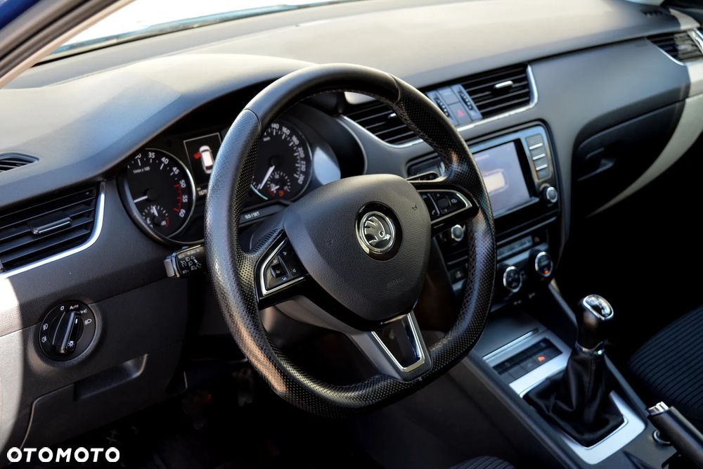 Skoda Octavia 1.6 TDI (Green tec) 4x4 Style - 18