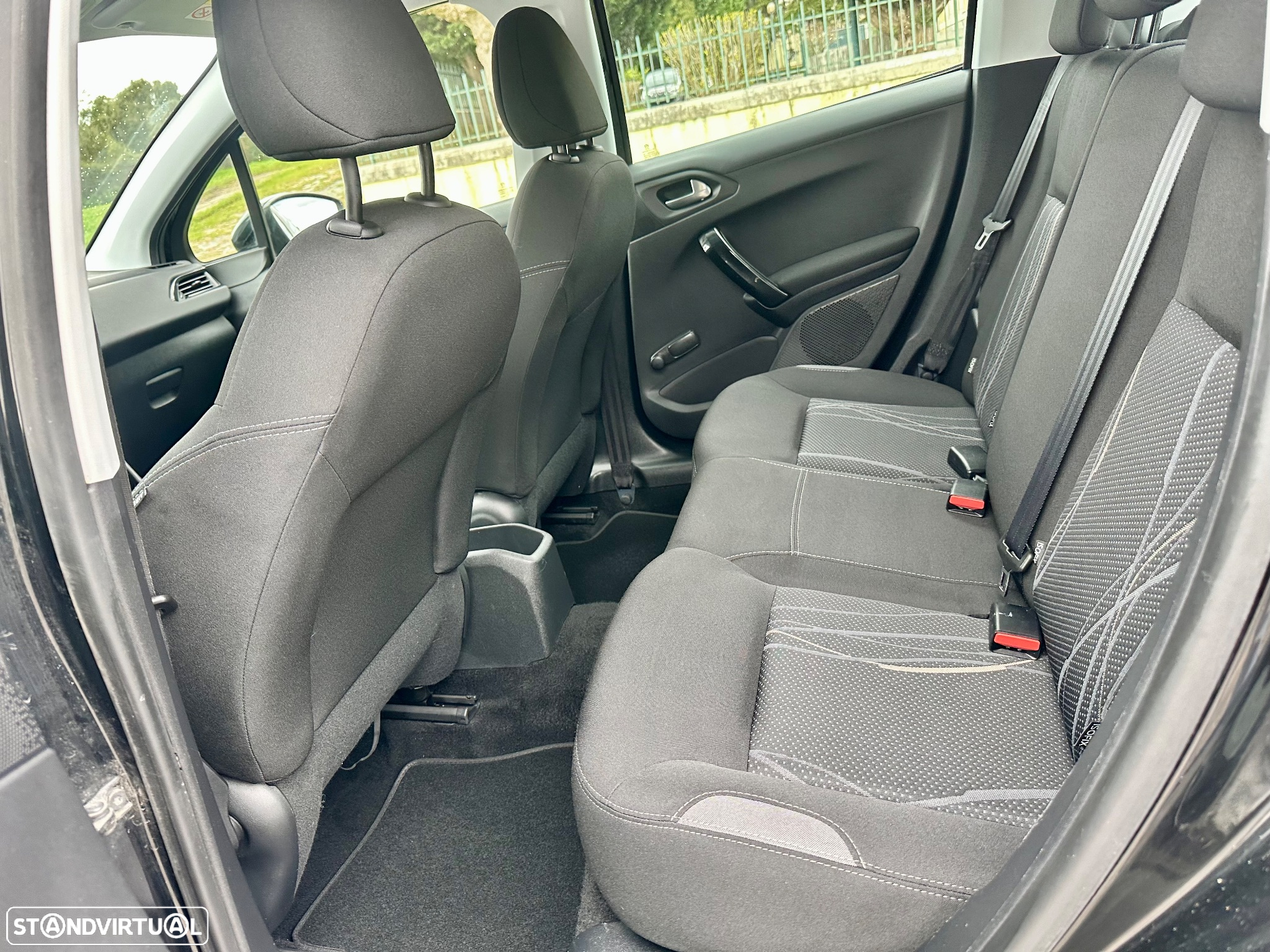 Peugeot 208 PureTech 68 Access - 19