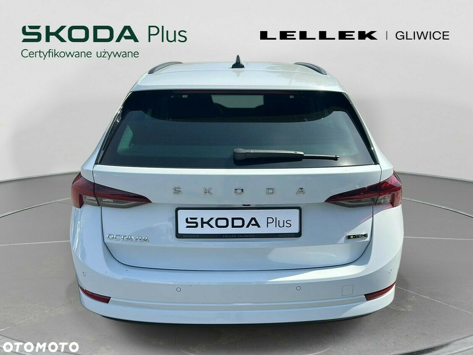 Skoda Octavia - 8