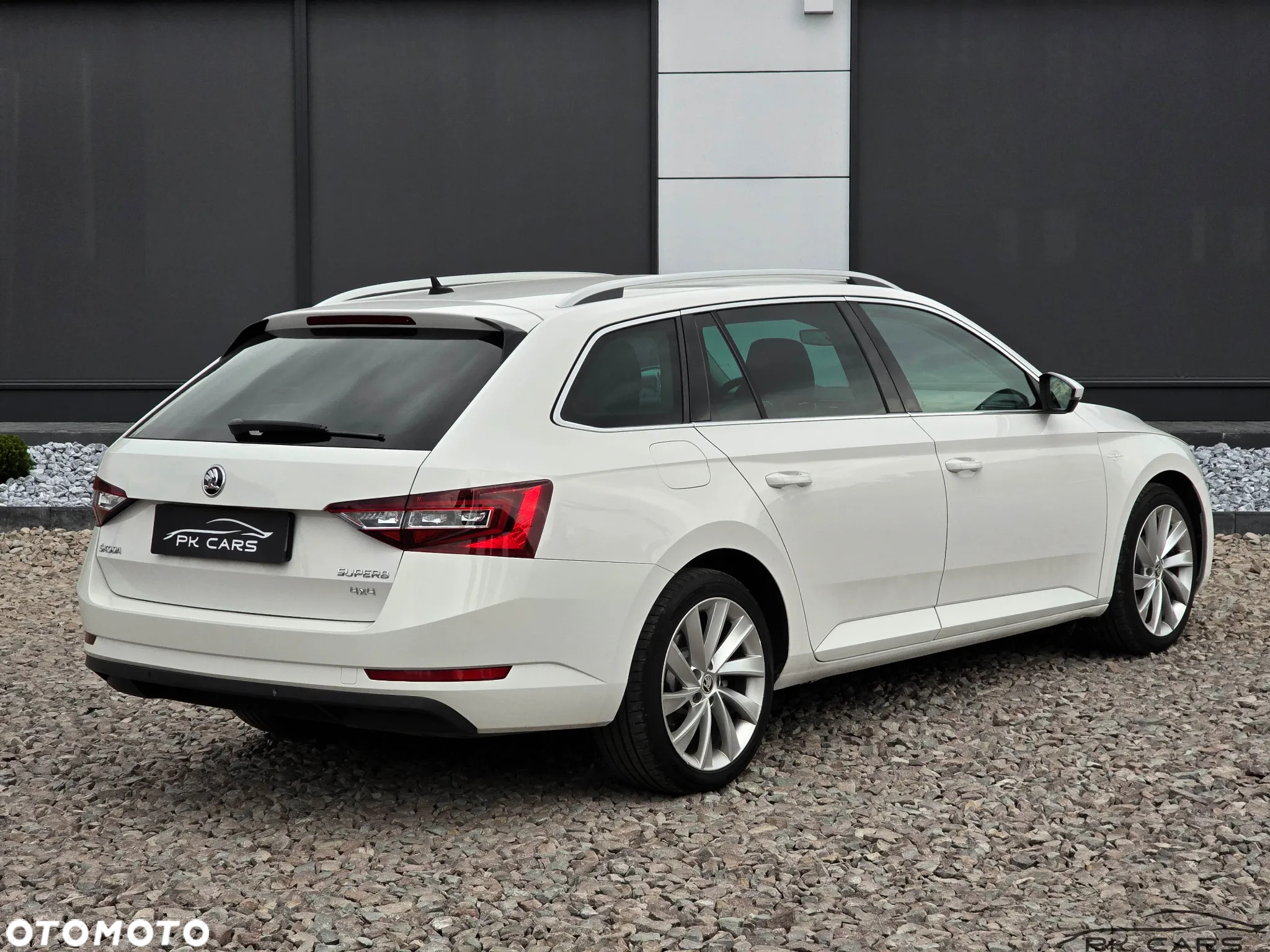 Skoda Superb Combi 2.0 TDI 4x4 DSG L&K - 16