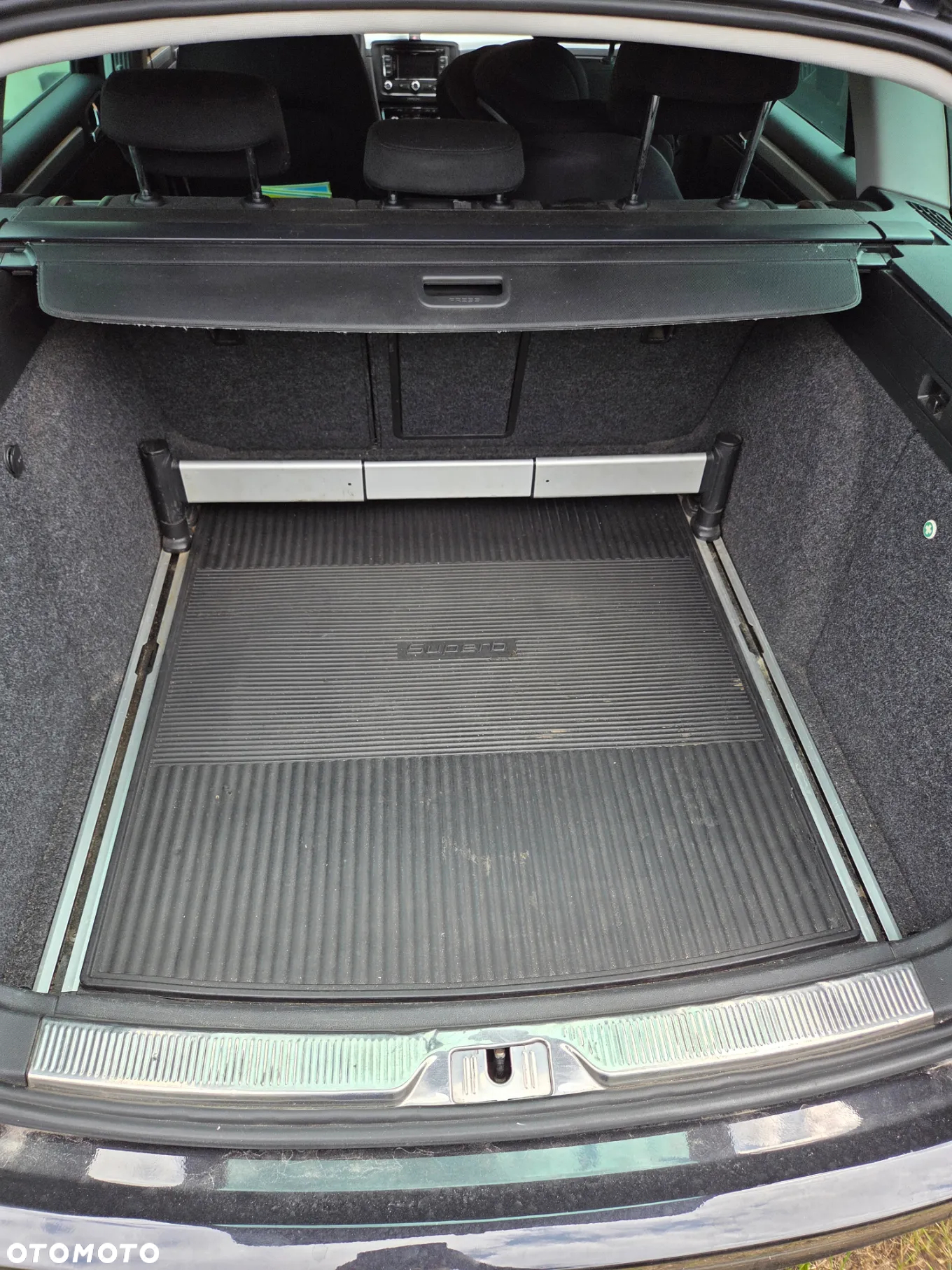 Skoda Superb Combi 2.0 TDI DSG Ambition - 14