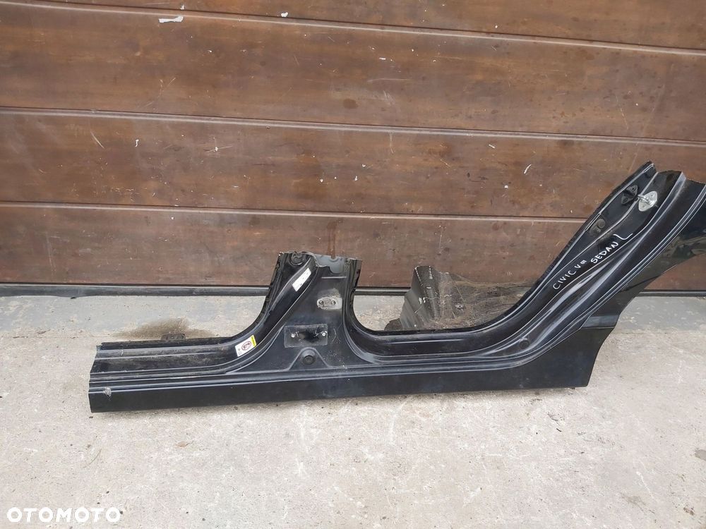 Honda Civic VIII 8 sedan próg lewy błotnik lewy tył ćwiartka słupek SEDAN - 3