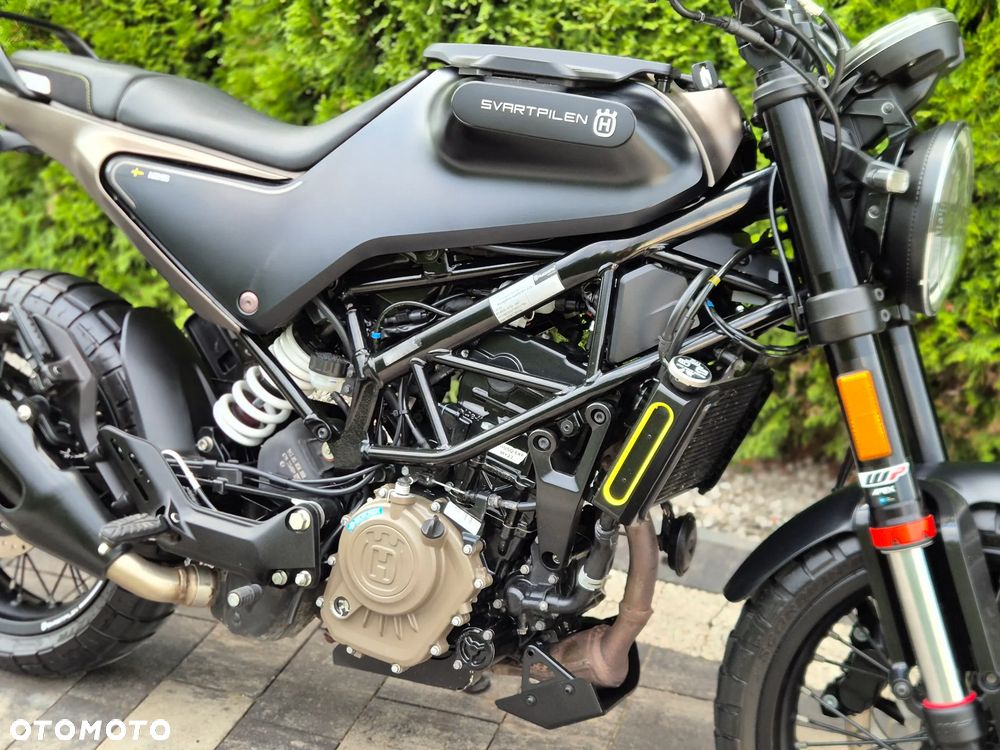 Husqvarna Svartpilen - 11