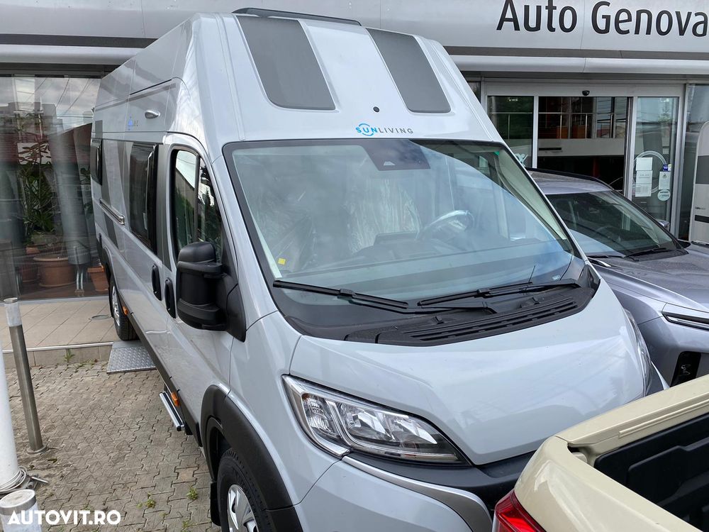 Adria SunLiving V 65 XL - 3