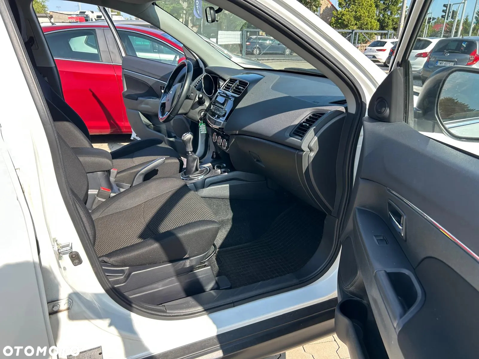 Mitsubishi ASX 1.6 Inform - 19