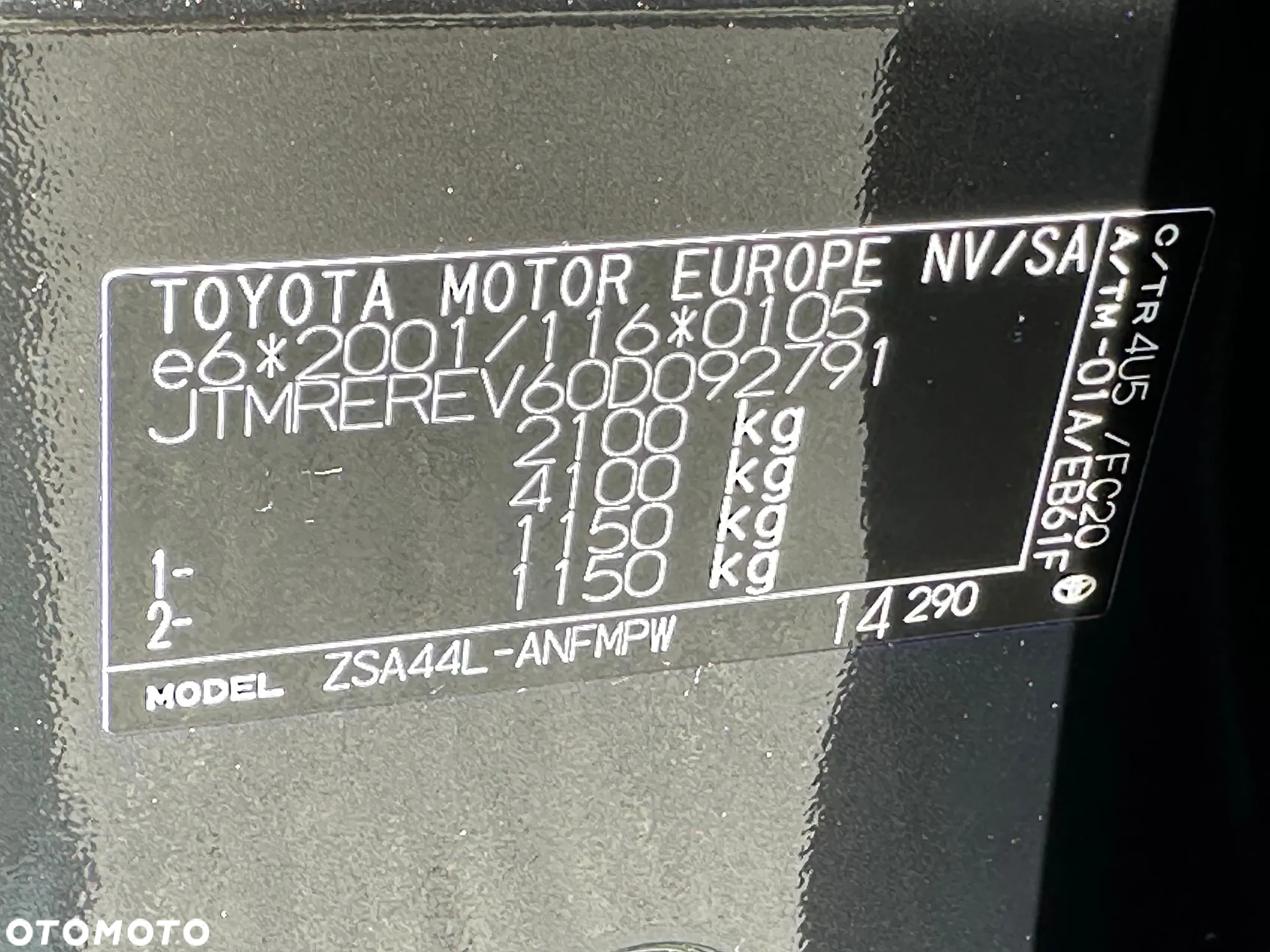 Toyota RAV4 2.0 4x4 Start&Stop Executive - 9