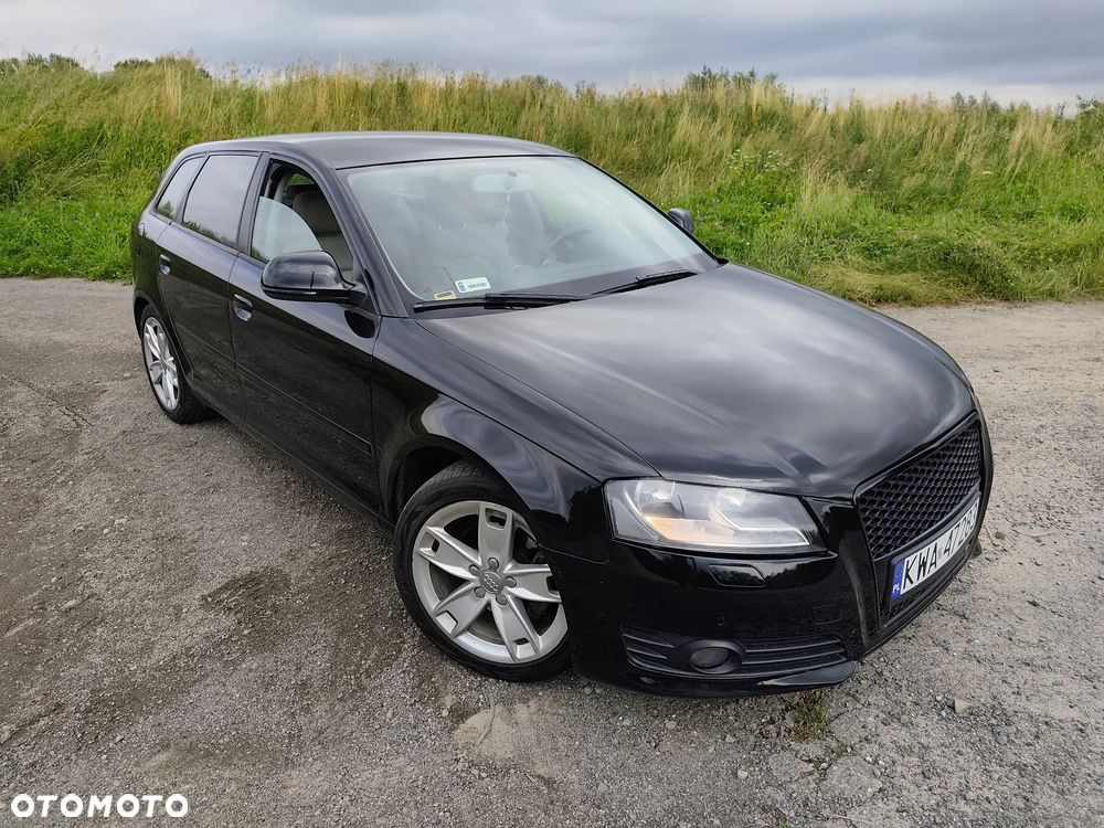 Audi A3 Sportback - 1