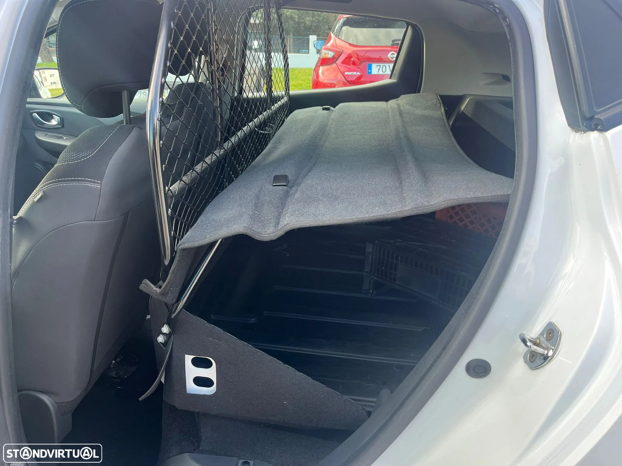 Renault CLIO 1.5 dCI - ZEN - AR CONDICIONADO - IVA DEDUTÍVEL - 18