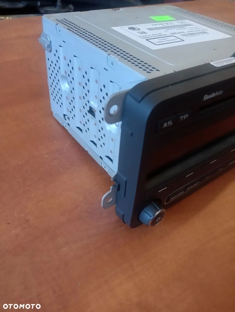 RADIO CD 5J0035161D SKODA FABIA II - 2