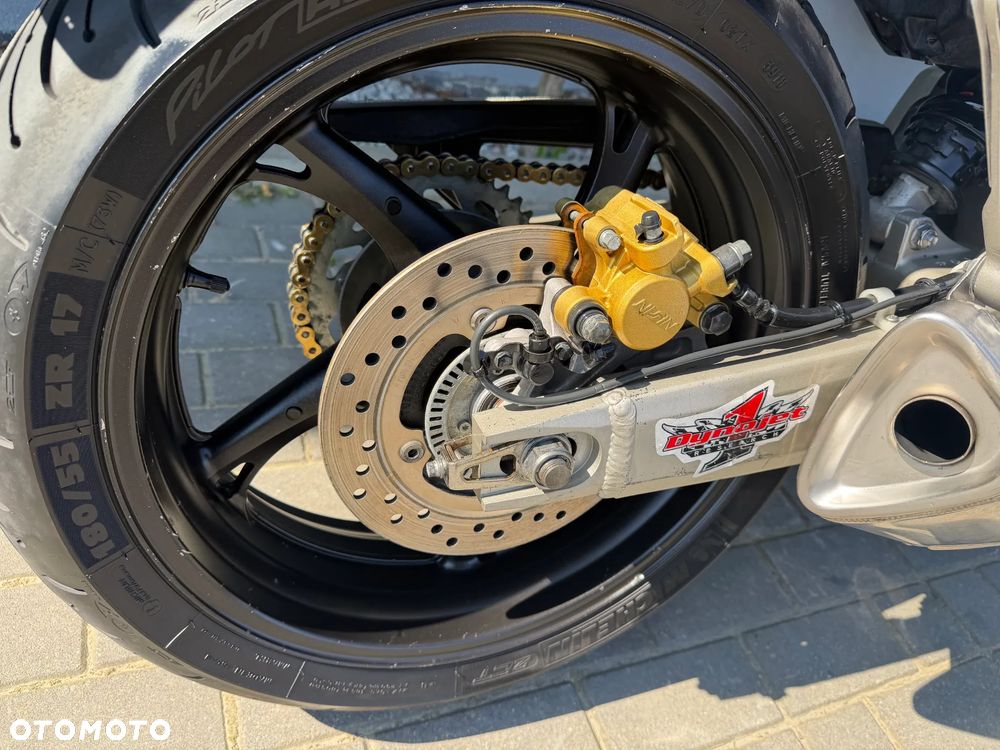 Honda Hornet - 12