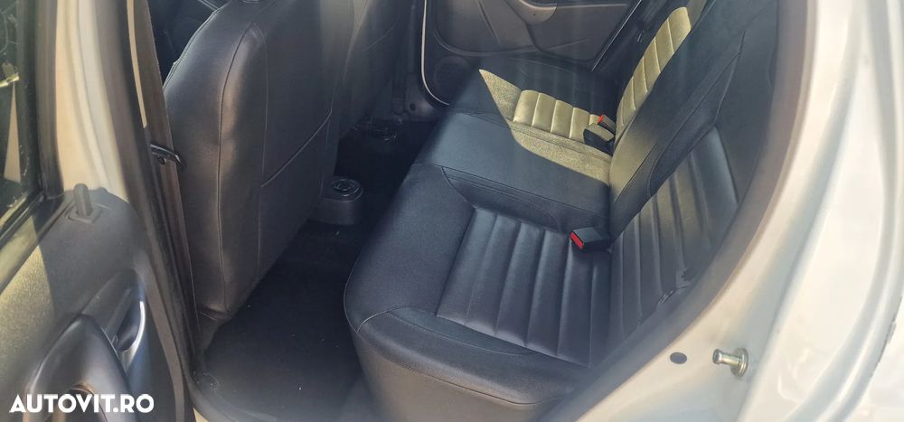 Dacia Duster dCi 110 FAP 4x4 Prestige - 17