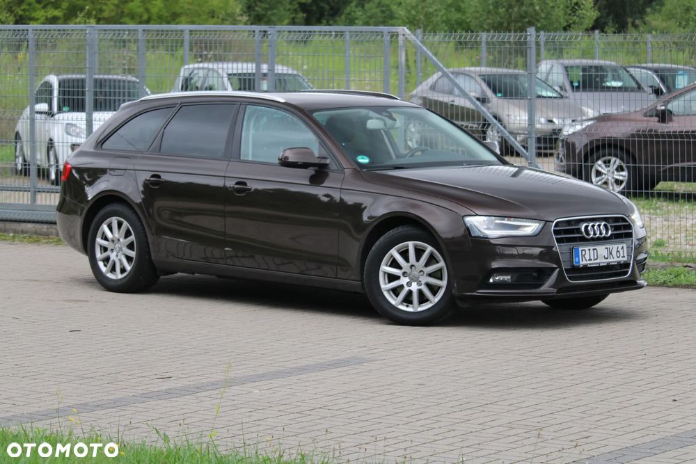Audi A4 Avant 2014 photo 4