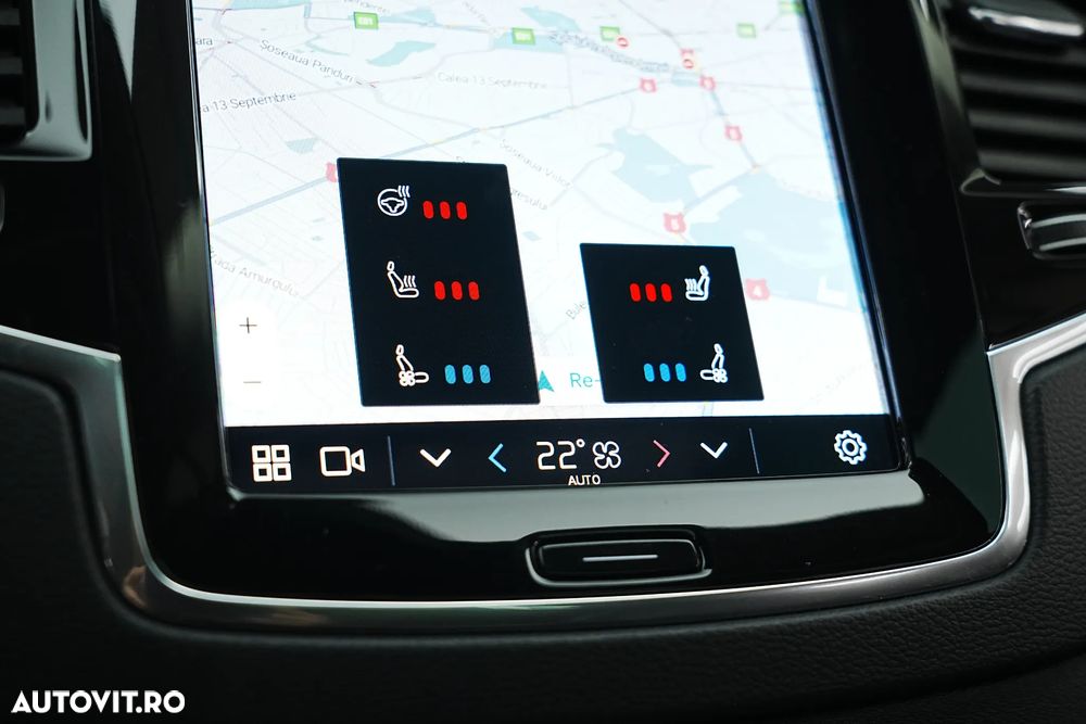 Volvo XC 90 B5 D AWD Ultimate Dark - 33