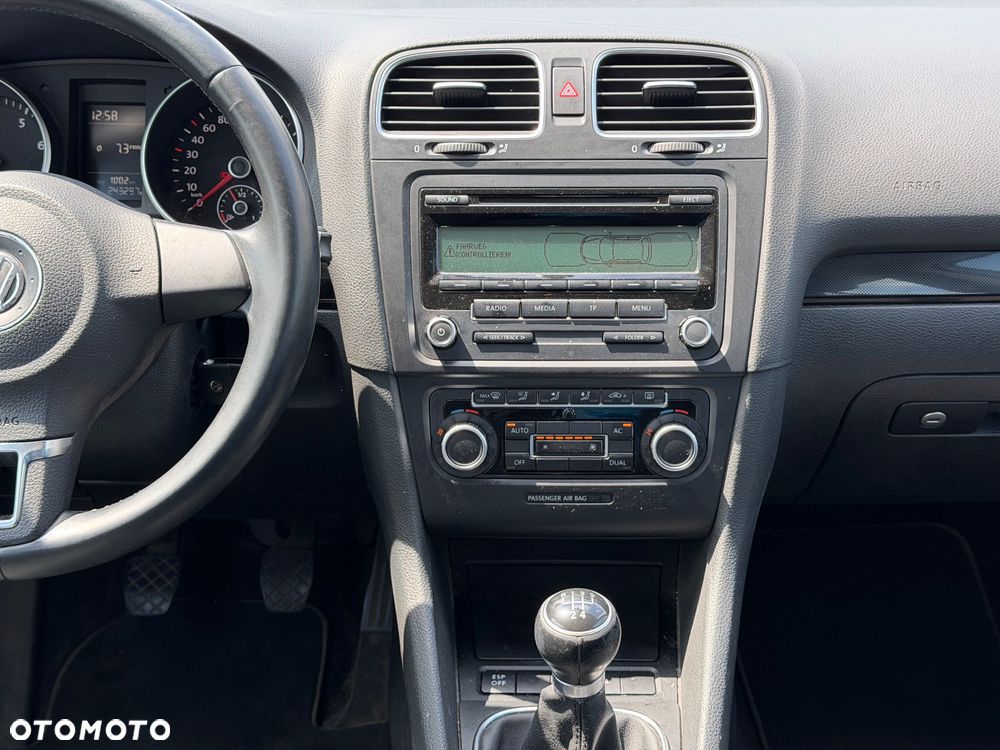Volkswagen Golf 1.6 United - 25